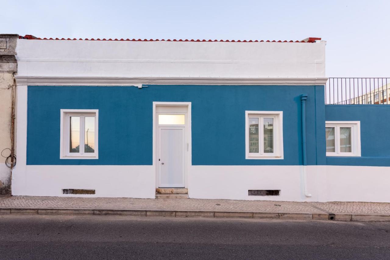 Altido Modern 2-Level Flats Near Ajuda Palace Lisbon Exterior photo