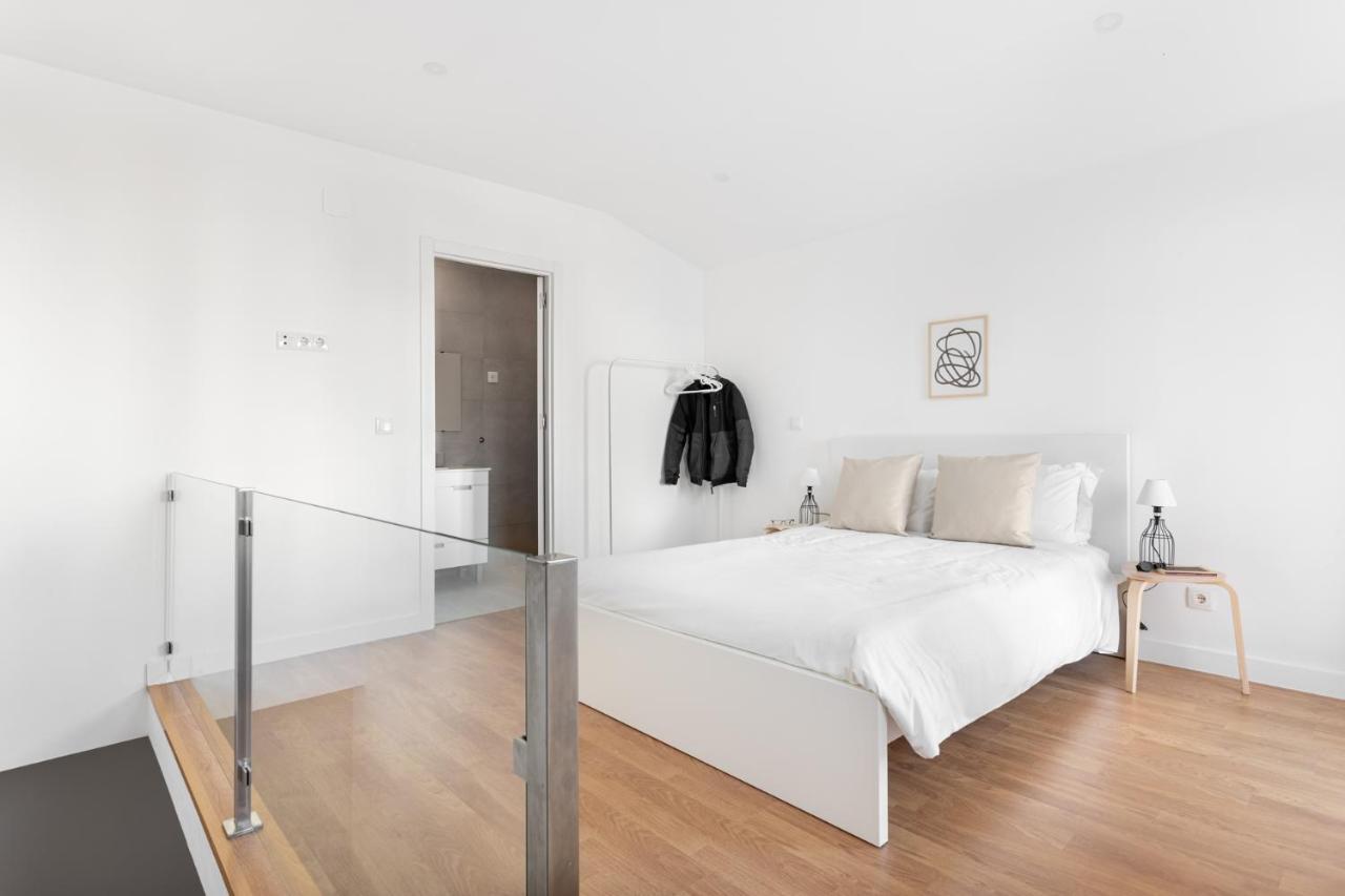 Altido Modern 2-Level Flats Near Ajuda Palace Lisbon Exterior photo