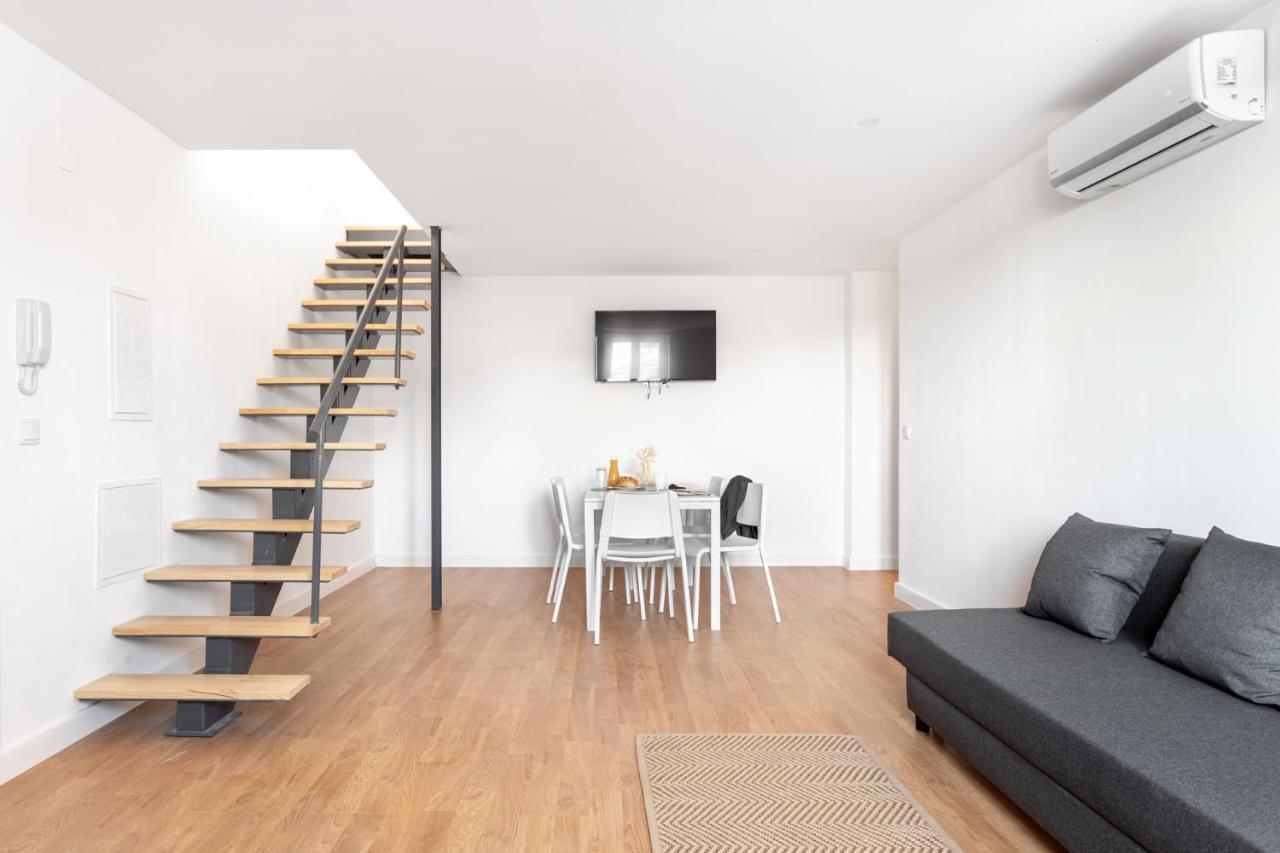 Altido Modern 2-Level Flats Near Ajuda Palace Lisbon Exterior photo